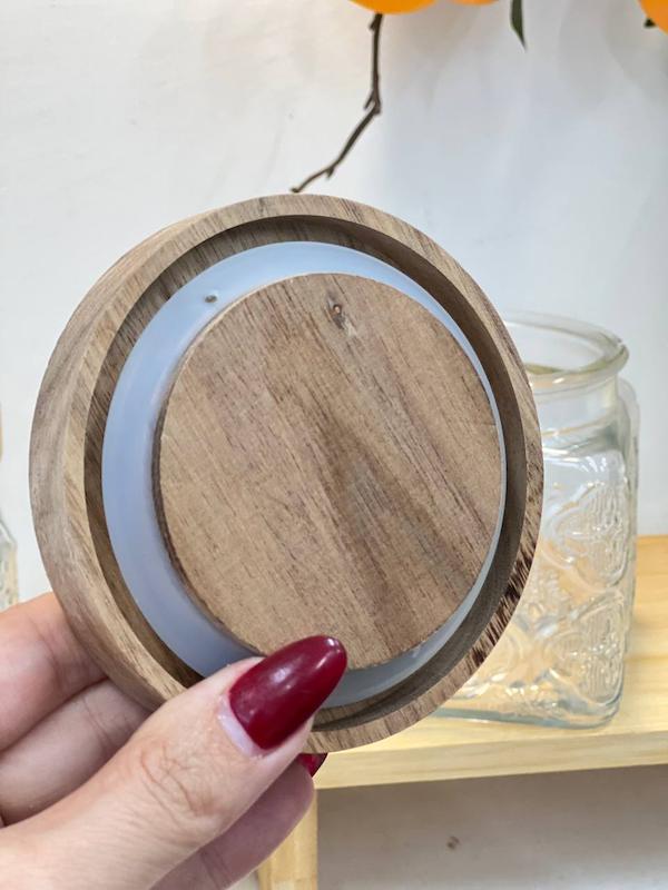 بانکه شیشه ای درب چوبی مربع