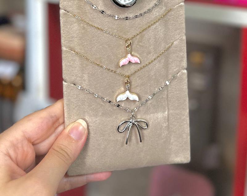 گردنبند های استیل 