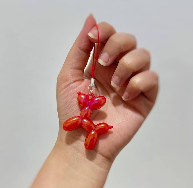 آویز سگ بالونی