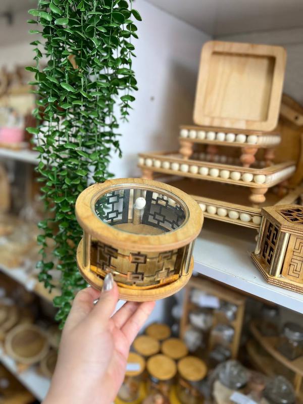 شکلات خوری لیزری 