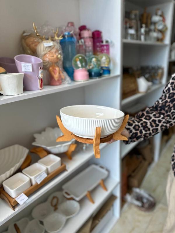 کاسه گرد سرامیک زیر چوب