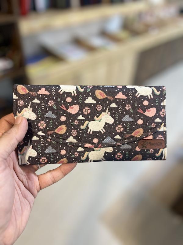 کیف پول طرح یونیکورن
