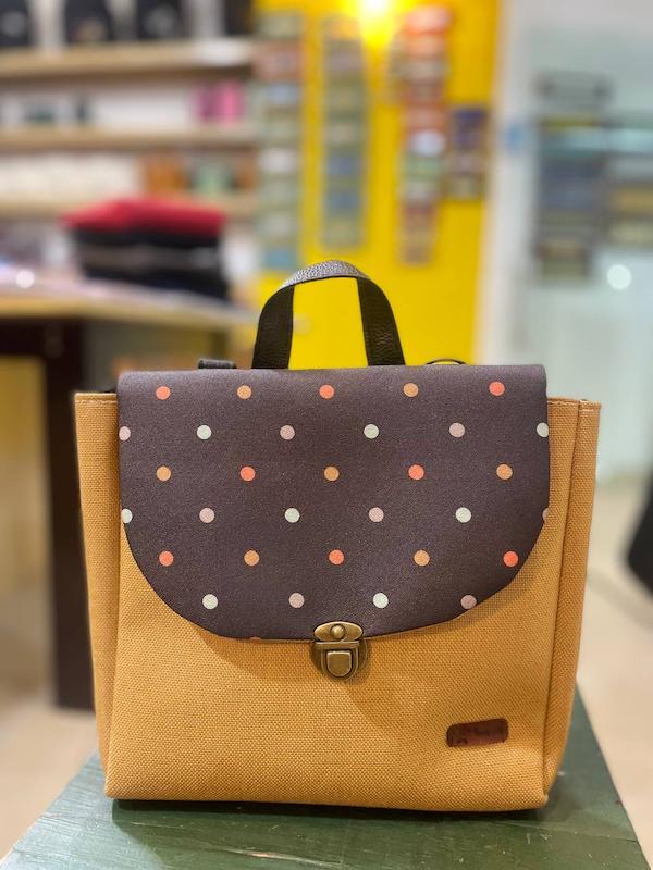 کیف دوشی خال خالی