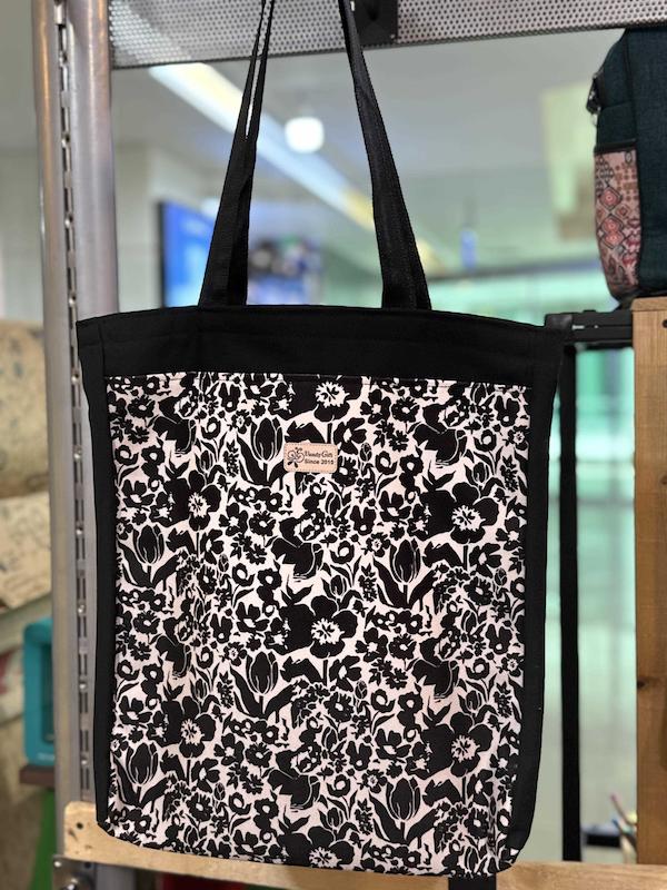 توت بگ مشگی گل و برگ