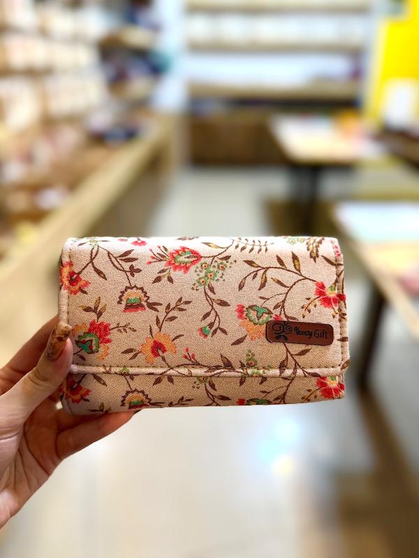 کیف پول طرح شاخه و گل 2