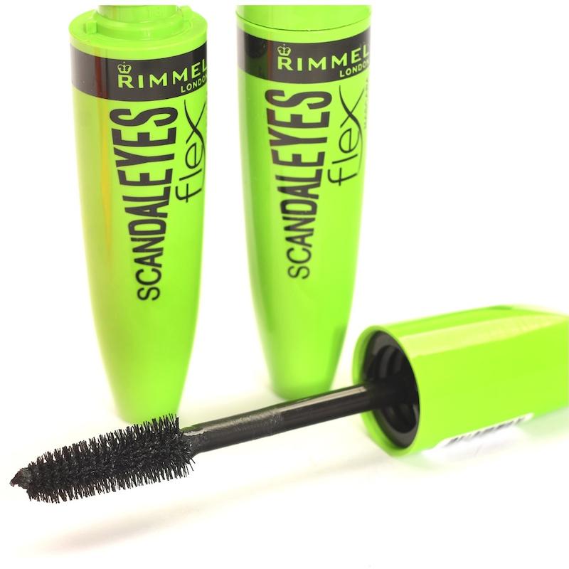       ریمل حجم دهنده ریمل لاندن سبز مدل scandal eyes