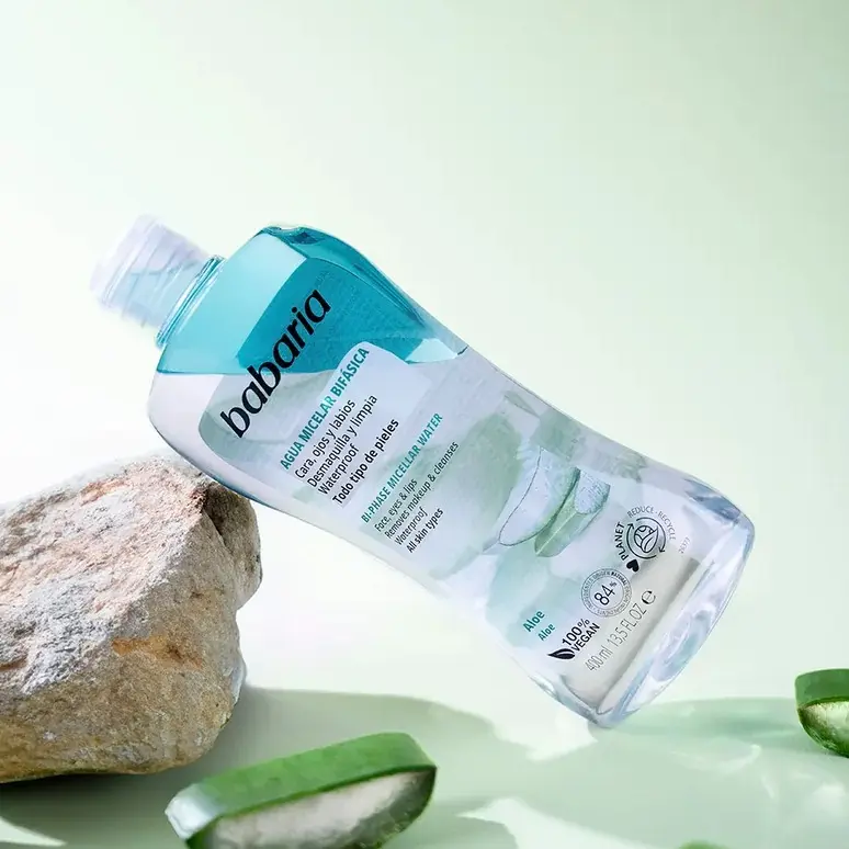 میسلار واتر دوفاز باباریا Babaria مدل Aloe – حاوی عصاره آلوئه ورا – پاکسازی آرایش ضدآب – مناسب انواع پوست | حجم 400 میلی‌لیتر Babaria Bi-Phase Micellar Water Aloe 400ml