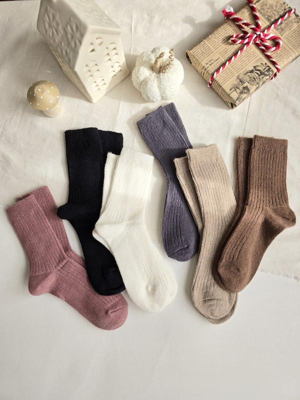 جوراب ساقدار کبریتی لاما 