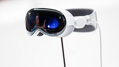 عینک واقعیت مجازی اپل مدل Vision Pro حافظه 256 گیگابایت