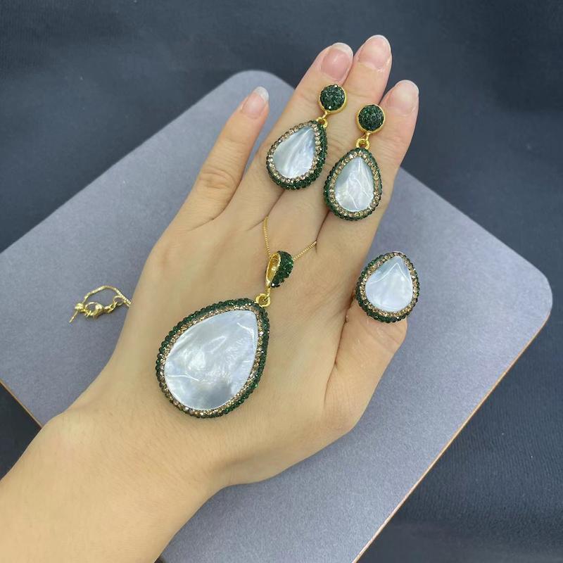 مروارید اصل آب شیرین نگین سواروسکی