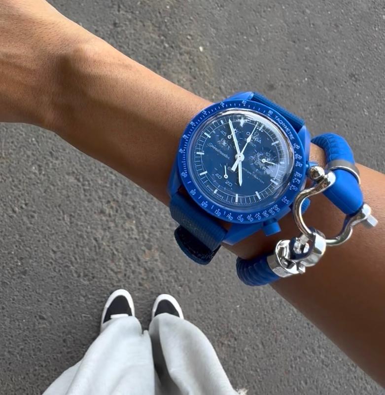 ساعت امگا سواچ نپتون کاربنی  بند رابر Omega Swatch to Neptune