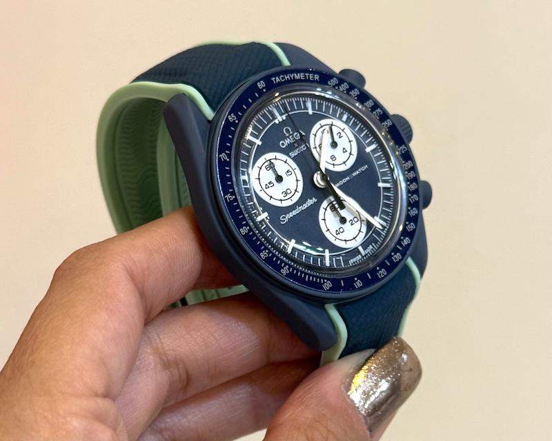 ساعت امگا سواچ میدنایت بند رابر سرامیک  Omega Swatch to