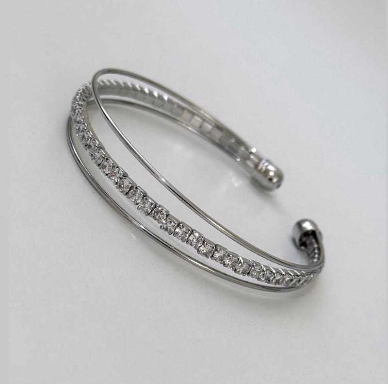 دستبند زنانه نقره ای نگین دار ‏ Silver Bracelet