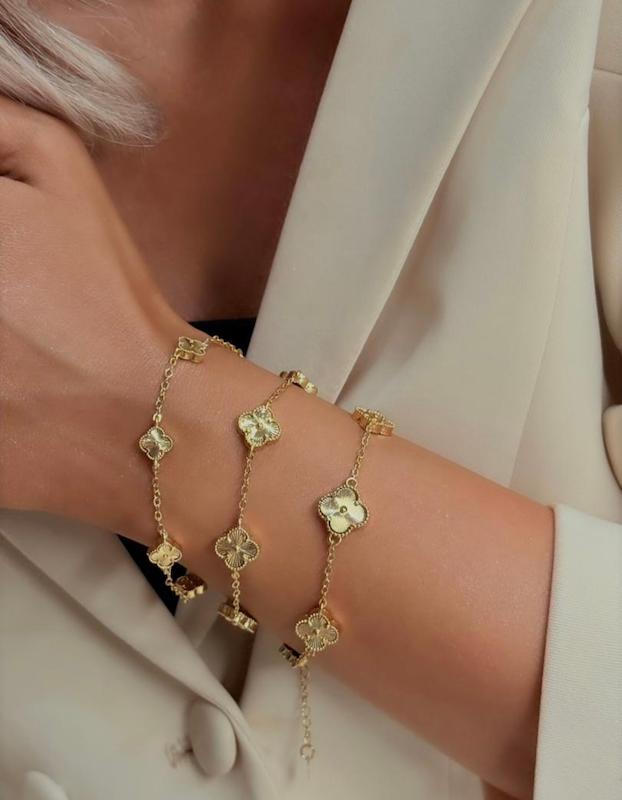 دستبند زنانه ونکلیف طلایی ‏  Vancliffe Bracelet