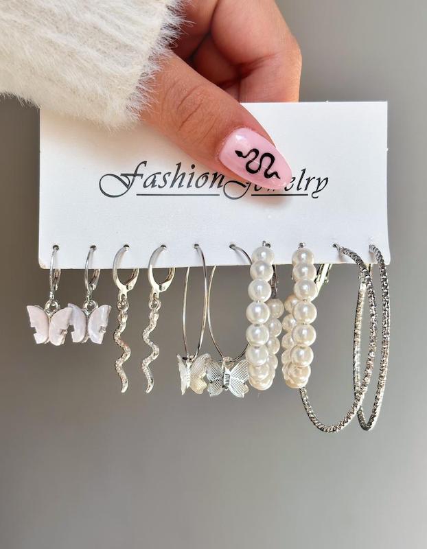 پک مار پروانه