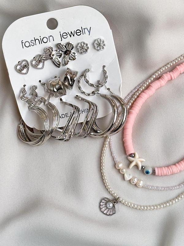 پک بلک فرایدی 44