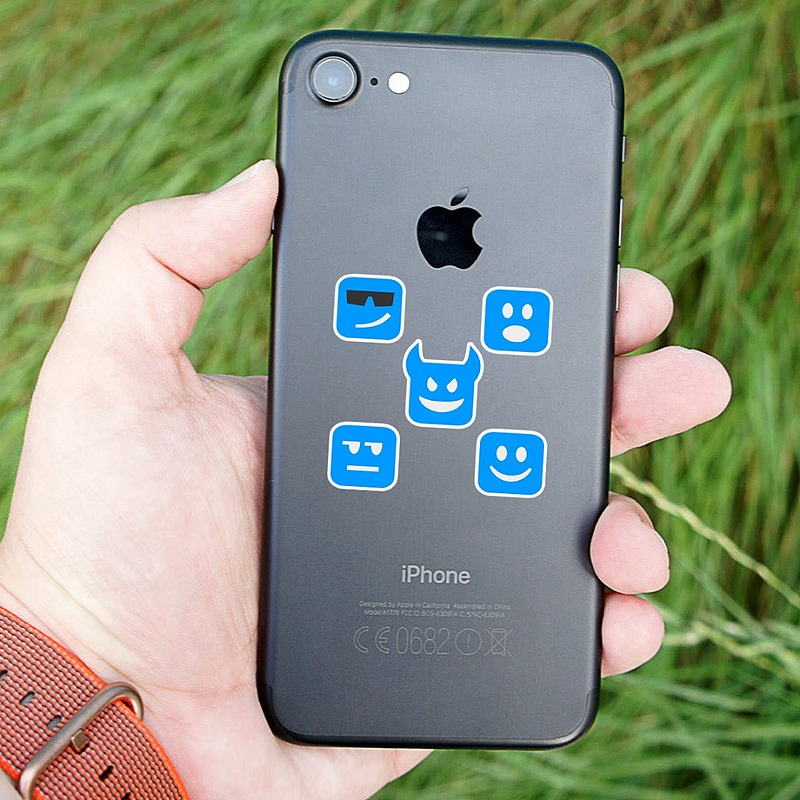 استیکر blue-square-emoji-2