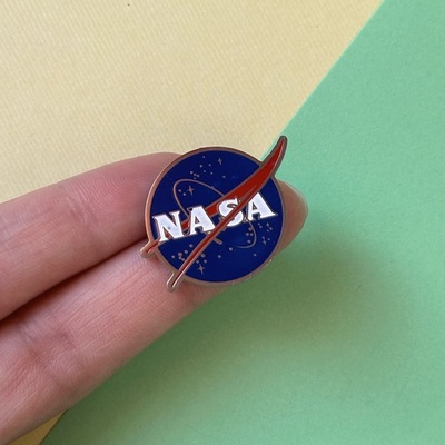 پین NASA Logo