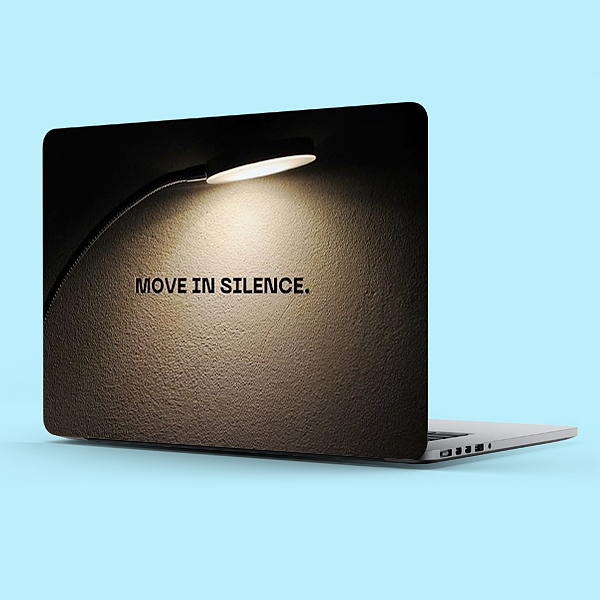 اسکین لپتاپ طرح Move in Silence