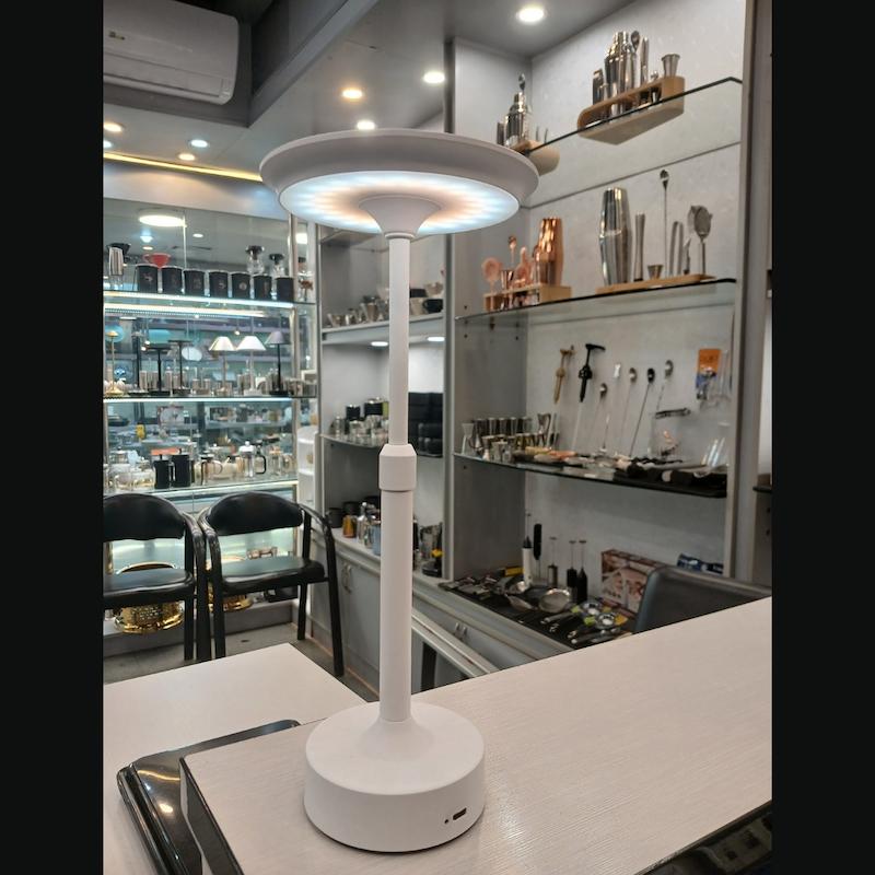 آباژور رومیزی شارژی مدرن