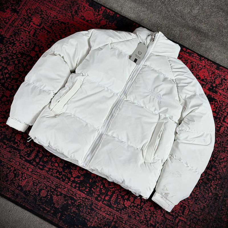 کاپشن نورث فیس سفید