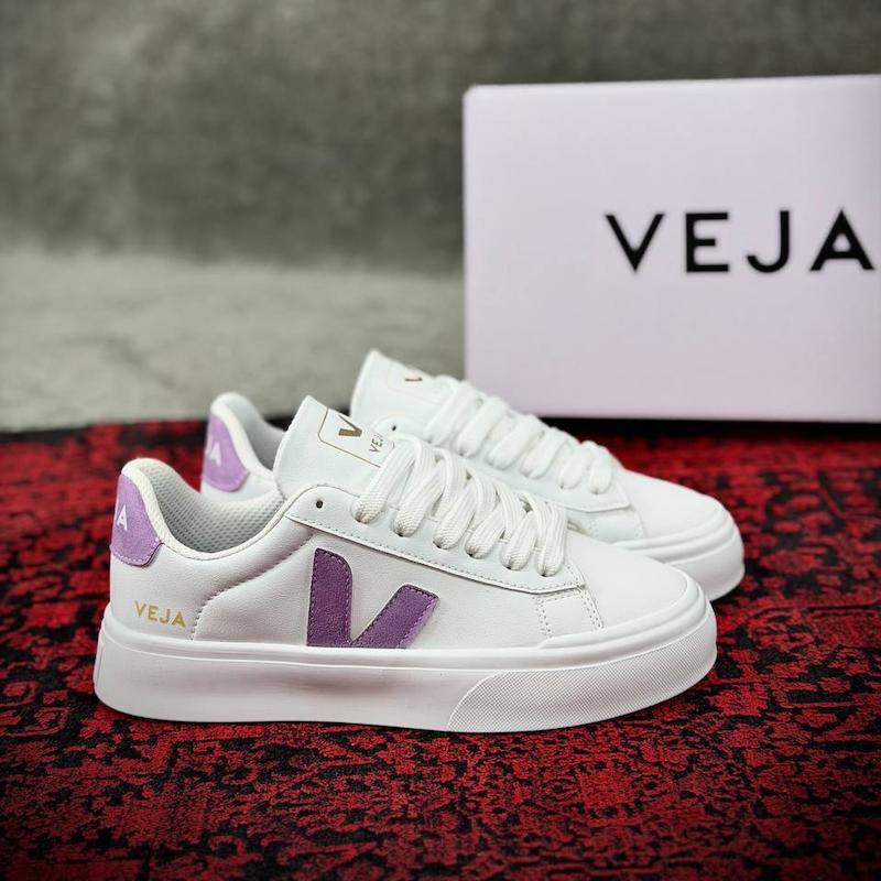 کد 32 ونس veja سفید بنفش