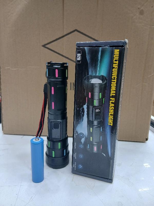 چراغ دستی فلزی مدل P626 ذوم دار 