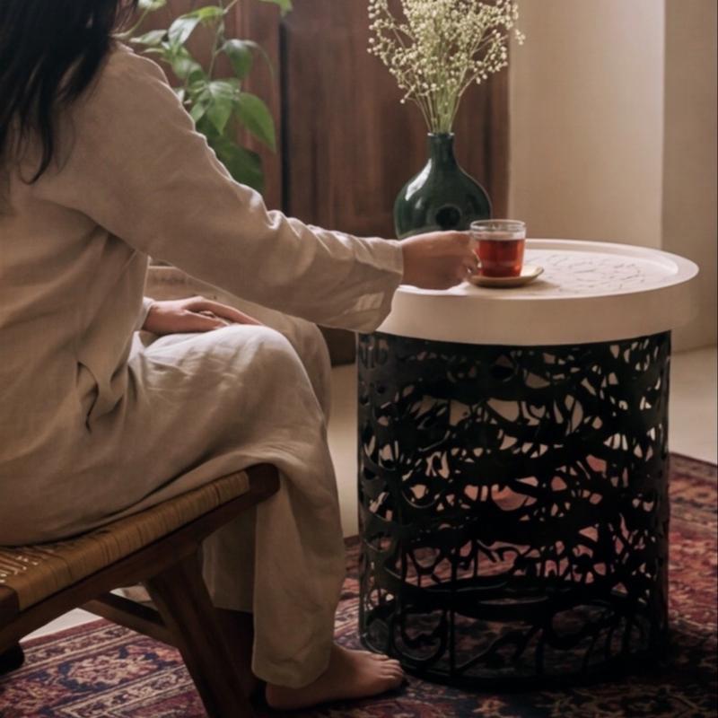 میز بتنی شاه سکه