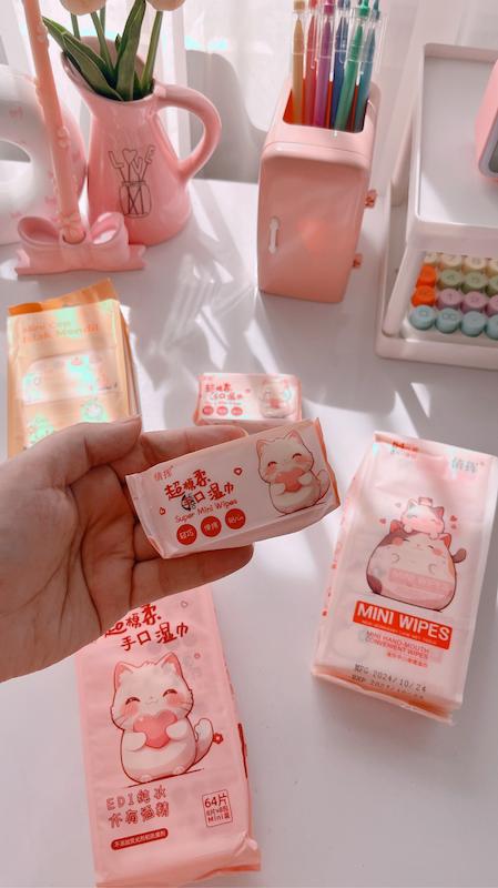 دستمال مرطوب 