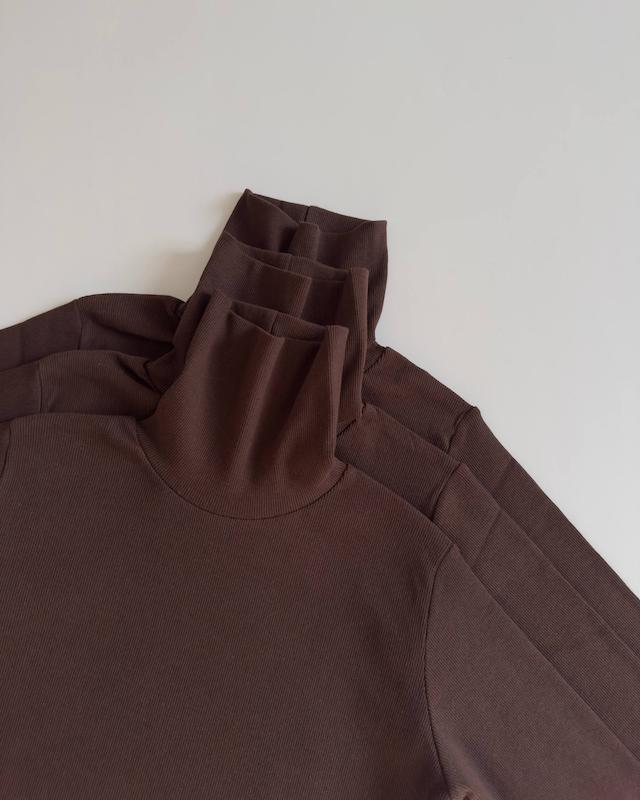 یقه اسکی قهوه ای 