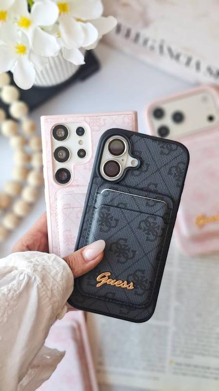Guess  همراه با ولت