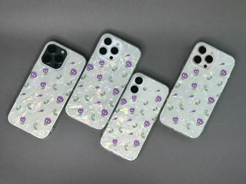 قاب ایفون 12pro/12 طرح سفید صدفی گل بنفش