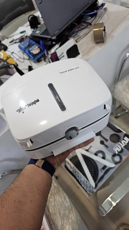 جا دستمال کاغذی کاور دار سفید 