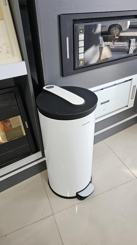 سطل20 لیتری استیل سفید وارداتی 