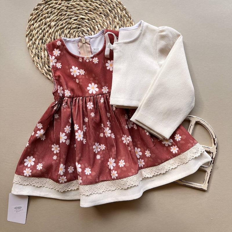 کت و سارافون گل 00126263 - 1 الی 4 سال