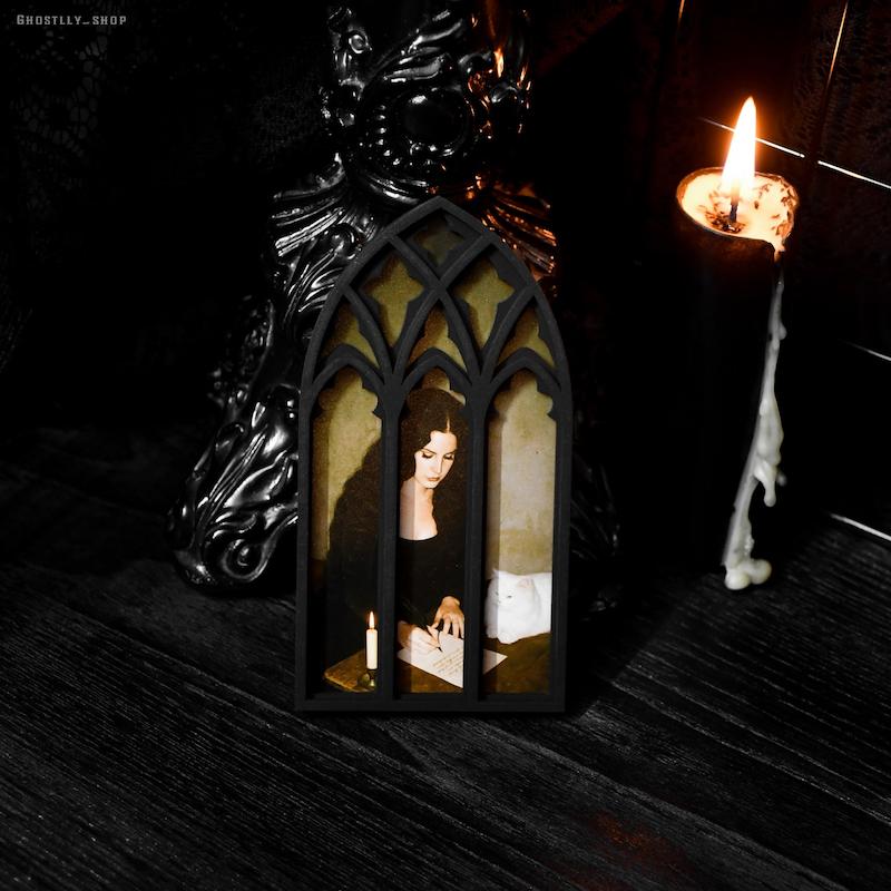 پوستر چوبی لانا🌙