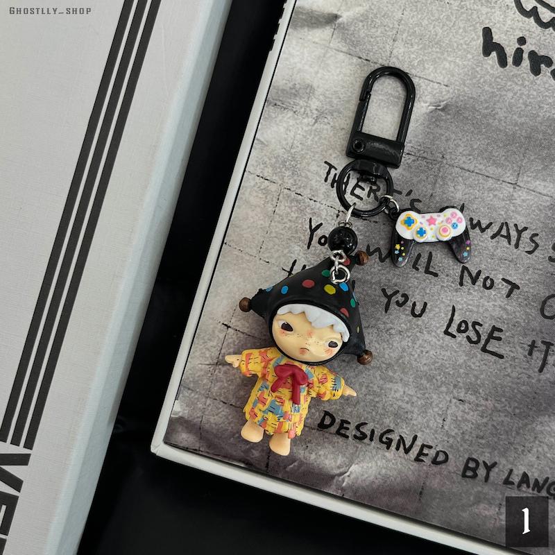 چارم Hirono ✮⋆˙