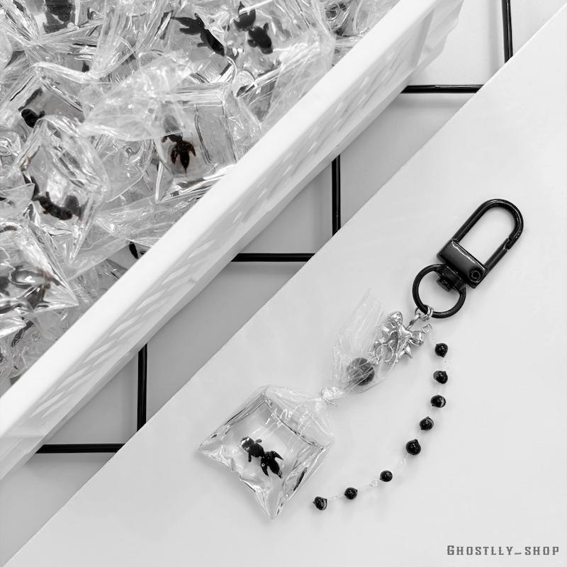 ⁨ 𓆜⋆˚࿔🖤چارم ماهی مشکی