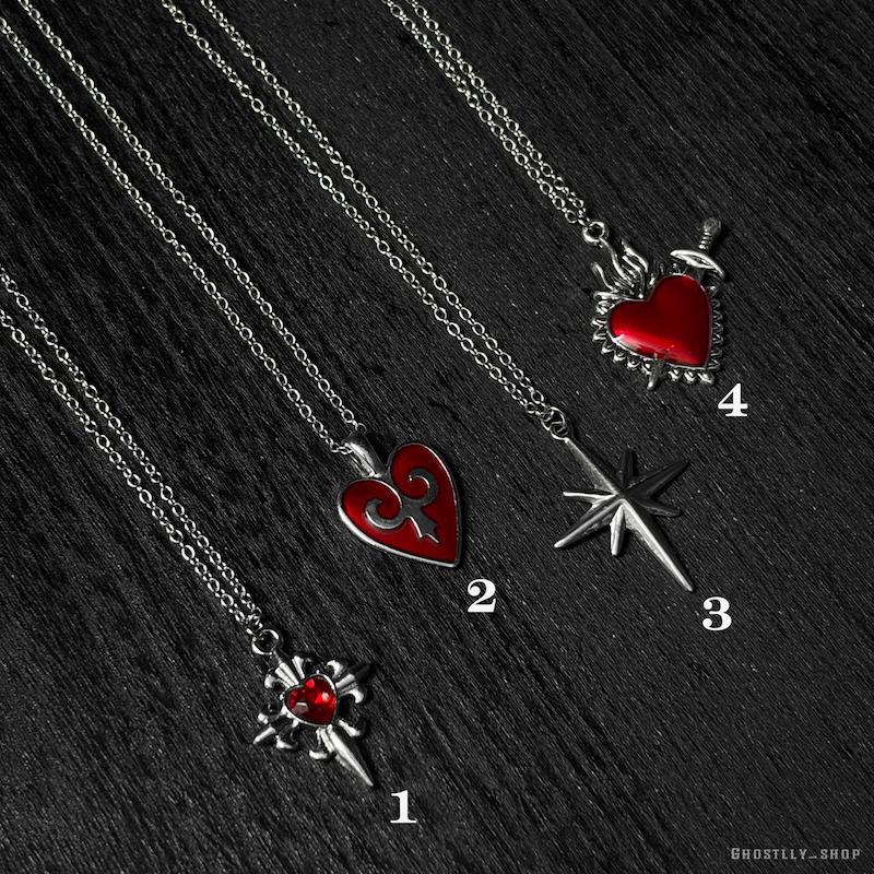 گردنبند گاثیک 🥀