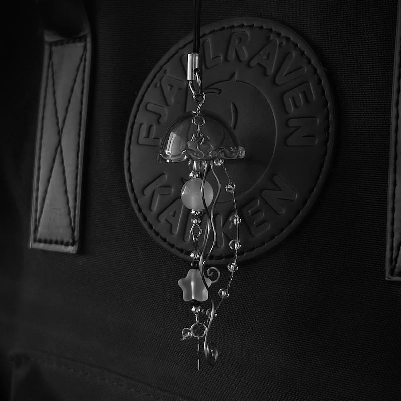 عروس دریایی 🩶