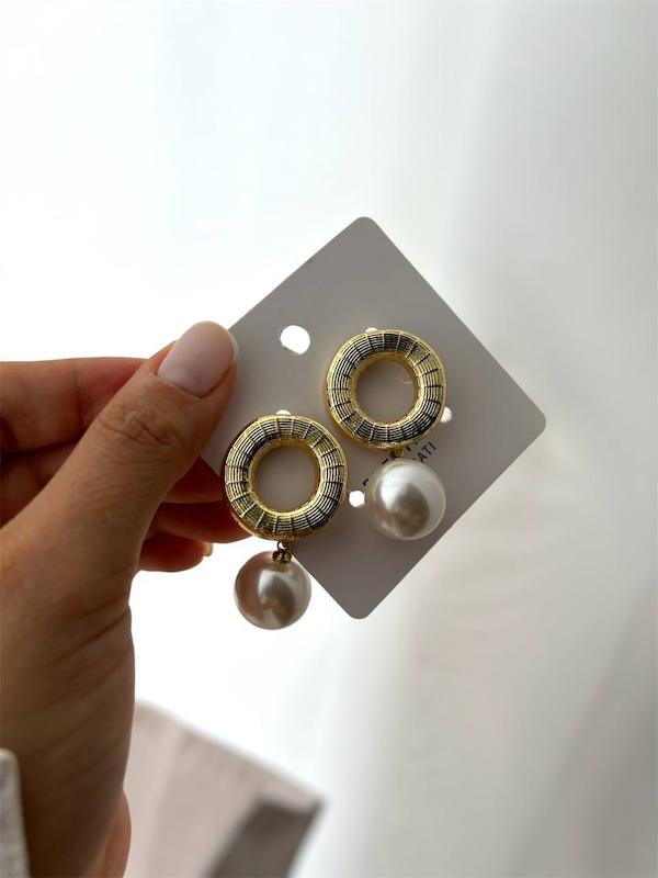 گوشواره مرواریدی دایره ای