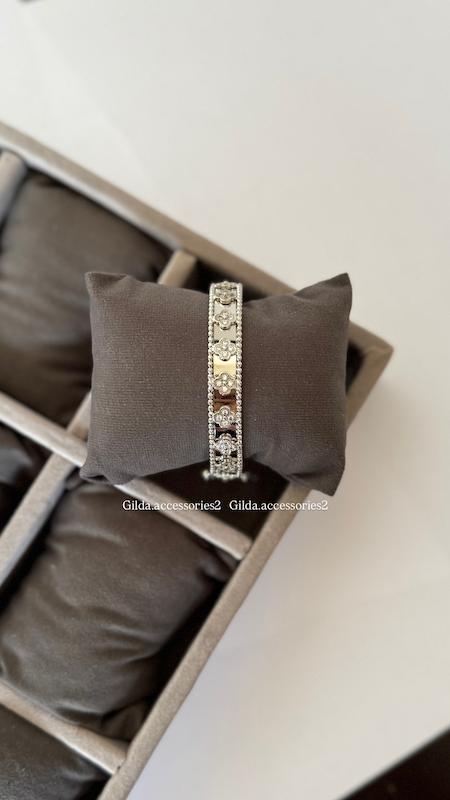 دستبند النگویی ونکلیف نقره ای نگیندار