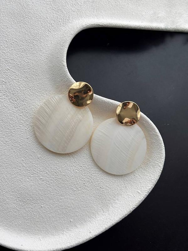 گوشواره صدفی ۴