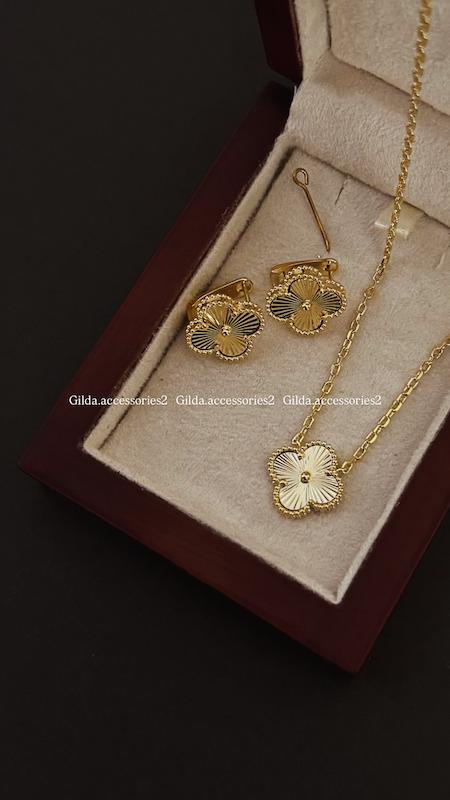 ست گردنبند و گوشواره ونکلیف