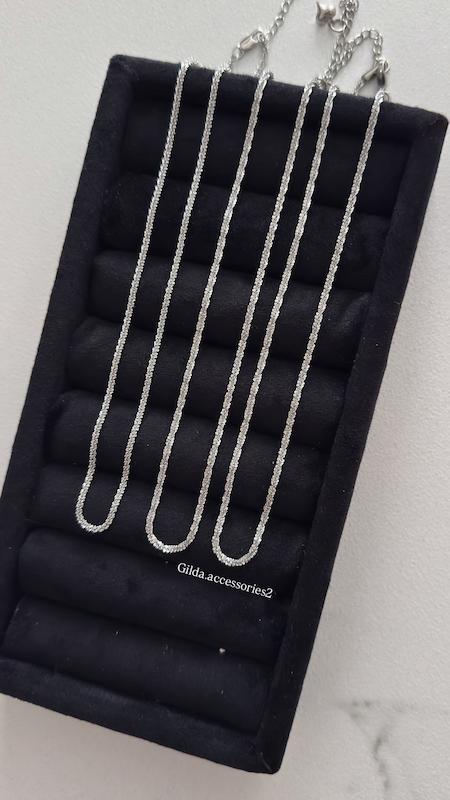 گردنبند خاویاری نقره ای