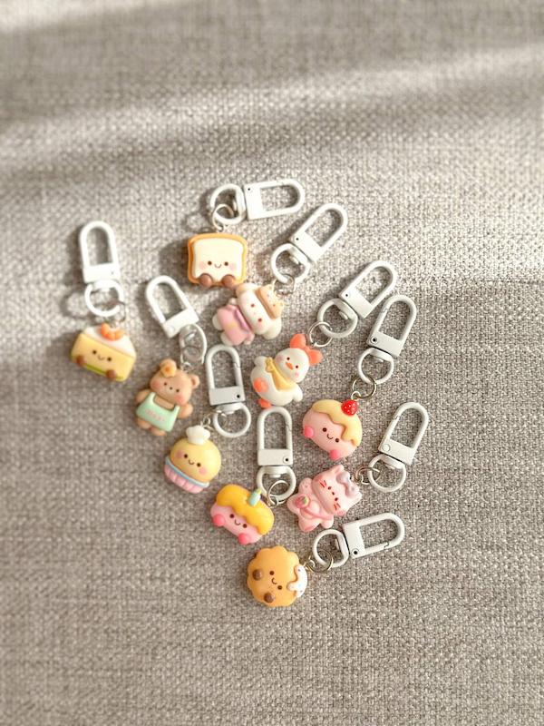 آویز گوگولی 02