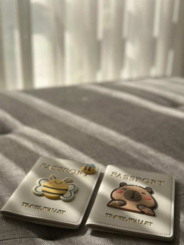 کاور پاسپورت عروسکی 12