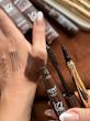 ریمل و خط چشم قهوه ای