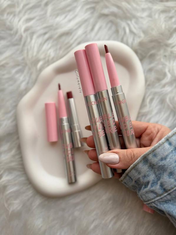 رژلب و خط لب دوطرفه کره ای