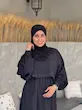 عبا جلو نگین